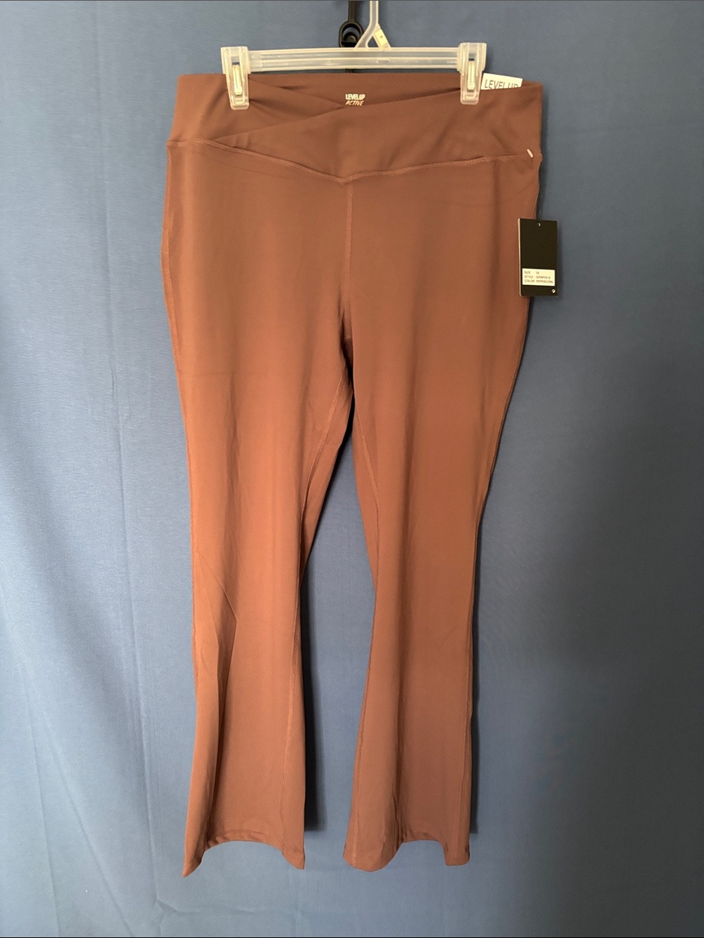 Plus size High-Rise Flare Leggings in Rust